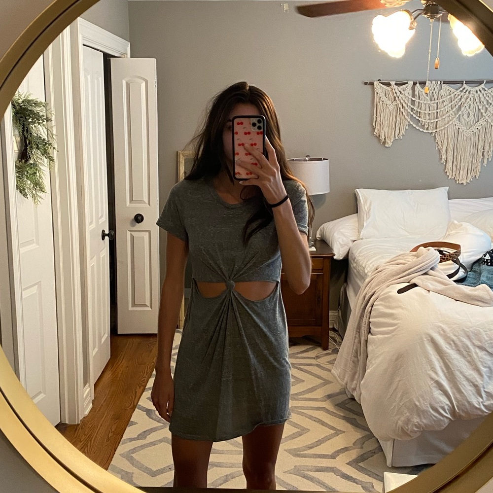 URBAN OUTFITTERS mini dress